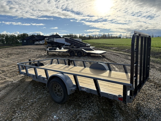RawMaxx UTX Flatbed – 14′ x 77″ Utility Trailer