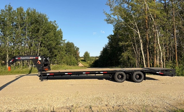 2026 RawMaxx Gooseneck Flatdeck – 30′ Equipment Trailer
