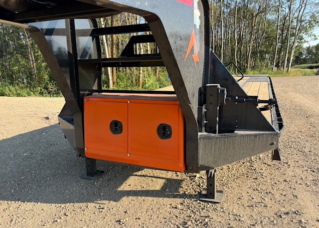 2026 RawMaxx Gooseneck Flatdeck – 30′ Equipment Trailer